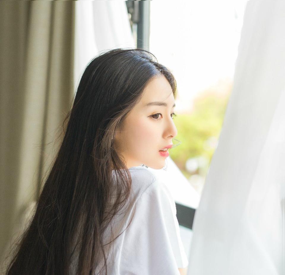 朋友不是先来的人或者认识最久的人,而是那个来了以后再也没有走的人